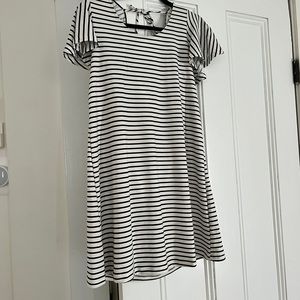 Cute navy and white summer dress!